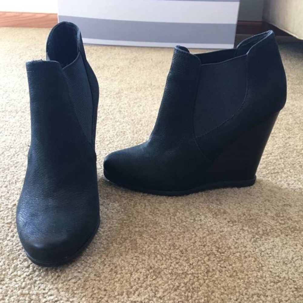 Black ankle booties